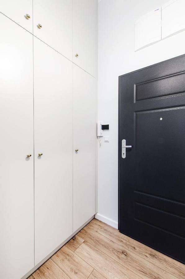 Апартаменти Apartments- Self Check-in 24h, Wifi *