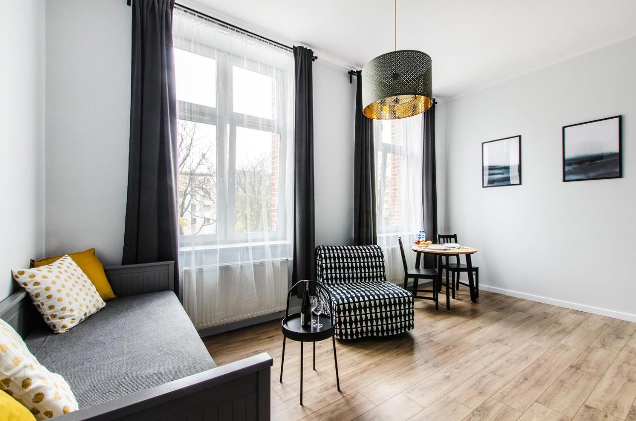 Apartments- Self Check-in 24h, Wifi Breslau